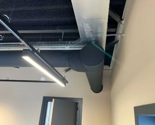 Airco installatie in gasloos kantoor in De Goorn
